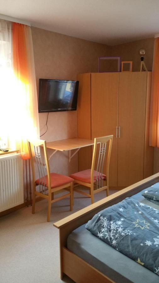 Tiny-Apartment-In-Gemuenden-An-Der-Wohra Gemunden an der Wohra Dış mekan fotoğraf